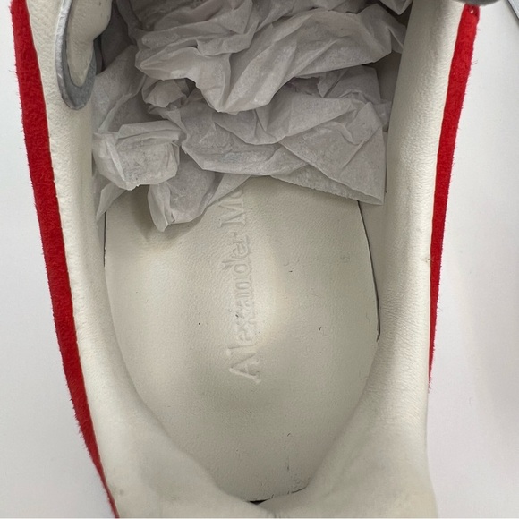 Alexander McQueen Oversized Sneaker - Picture 7 of 10